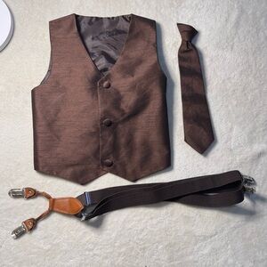 Boys 2T/3T Brown Vest, Tie Set, & Suspenders Set